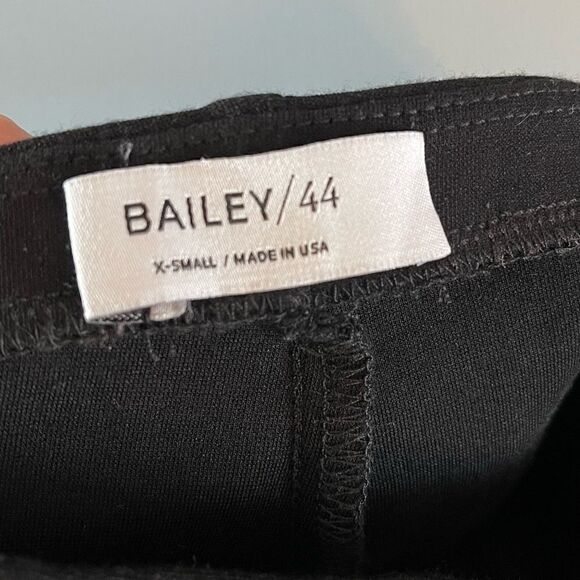 Bailey 44 Shaw Ankle Pant || SZ XS || Black - Picture 8 of 16